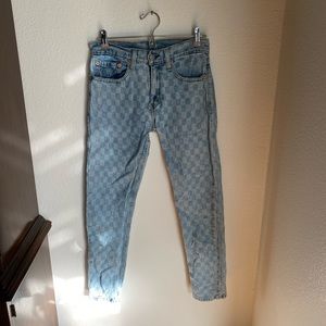 Levi’s 512 light wash checkered
